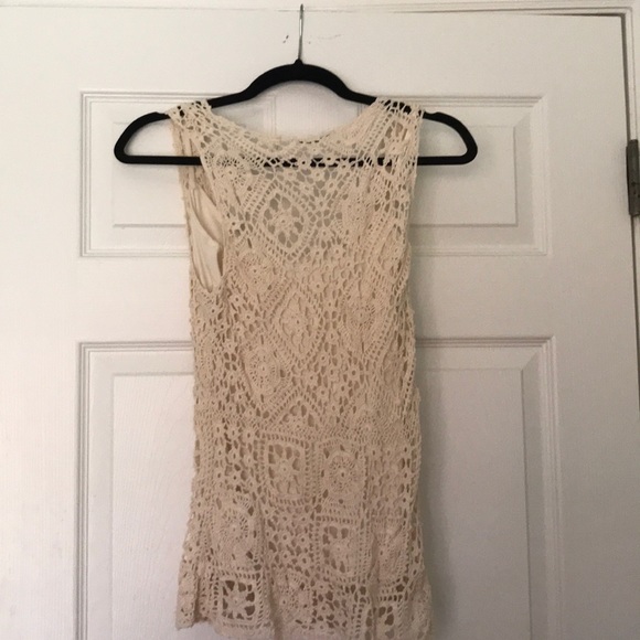 Crochet top - Picture 2 of 2
